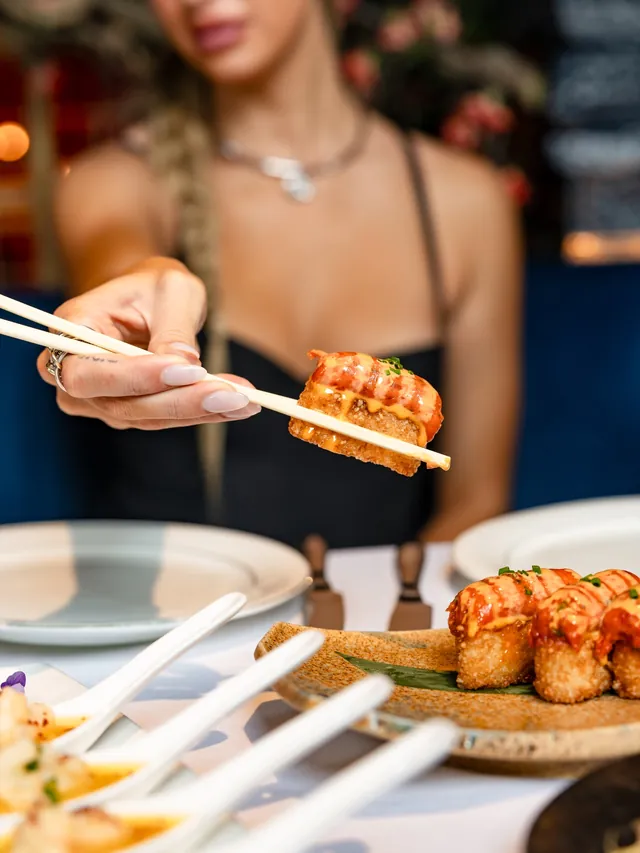 Spicy Tuna Crispy Rice at Sei Less